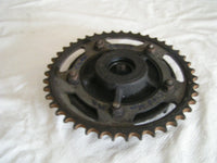 Suzuki GSXR 750 K4,PIGNON CARRIER , SPROCKET CARRIER Kettenrad Träger, parastrap