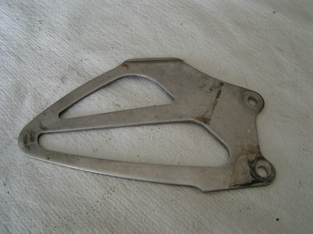Honda CBR 600 F 4 99 00 2000  Gauche REPOSE-PIED TALON GUARDE,. left heal guard