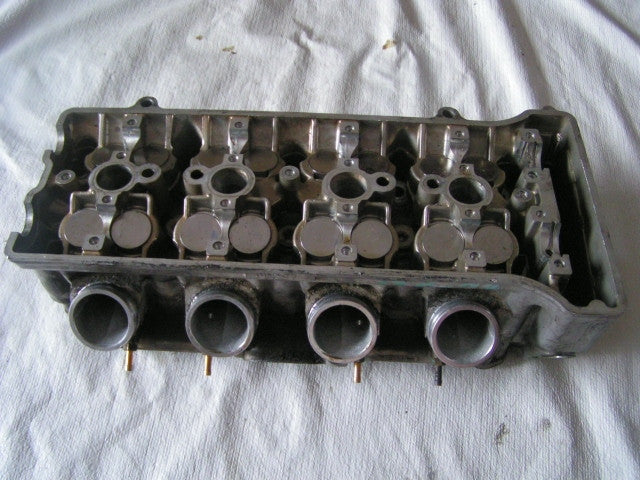 Honda CBR 600 F 4 99 00 2000  culasse moteur. cylinder head