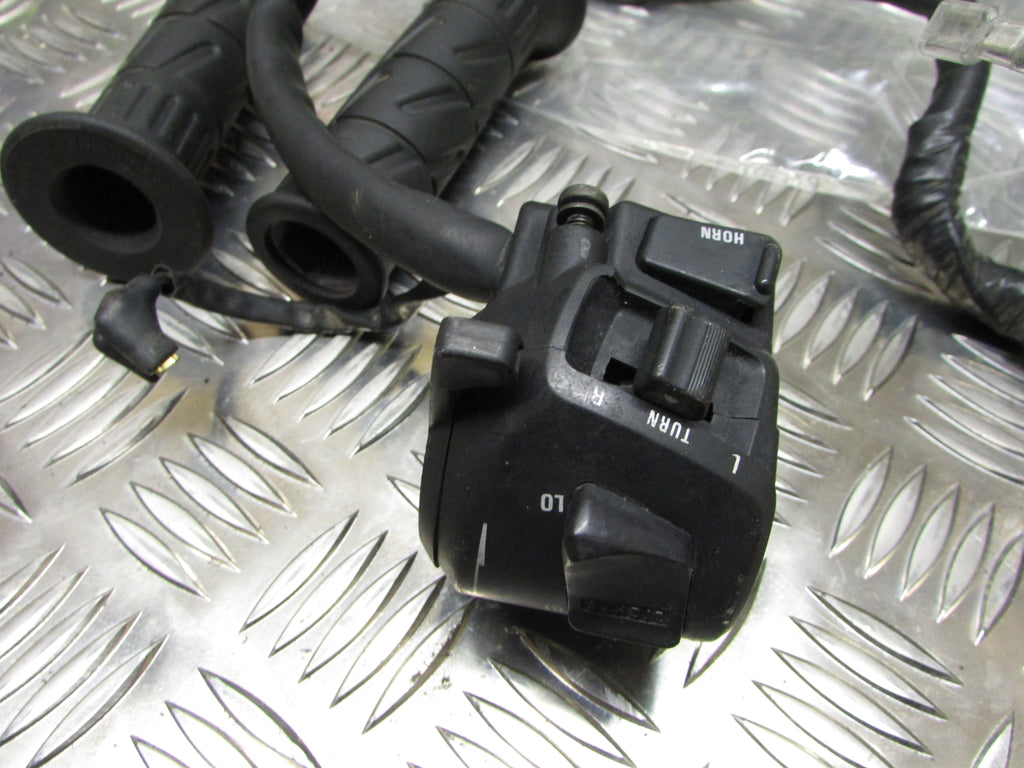 Honda CB600F CBF 600, 1991 COMODO GUIDON DROITE , poigné Gaz throttle, twist gri