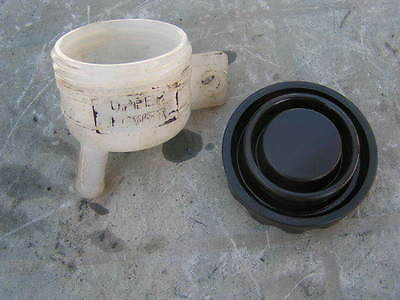 KAWASAKI ZX9R ZX-9R NINJA ZX900 E1 E2 99 > 01 reservoir frein arriere REAR BRAKE