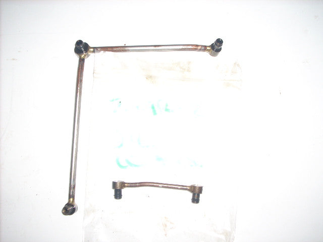 Kawasaki ZX9R 99 C2 tuyau de moteur du à huile. engine sump oil way pipe.