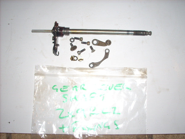 Kawasaki ZX9R 99 C2  Changement de vitesse sélecteur de tige d'arbre. Gear shift