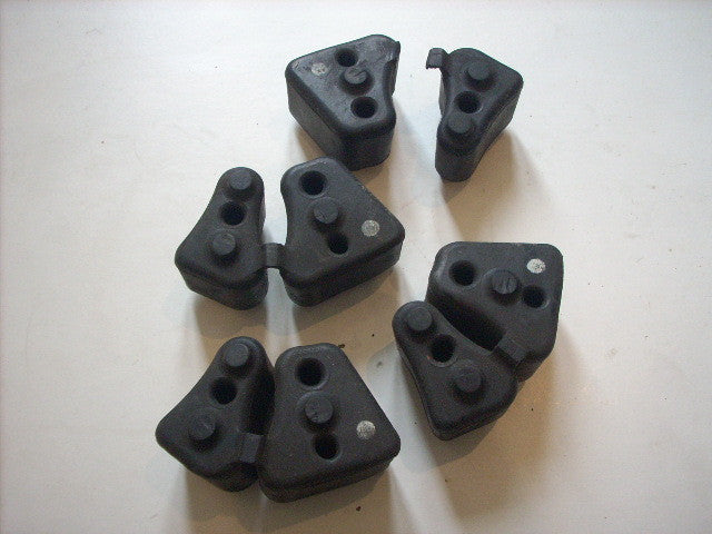 CBR1100 XX Honda Super Blackbird 2002 (97-03) Caoutchouc pour PIGNON CARRIER ,,