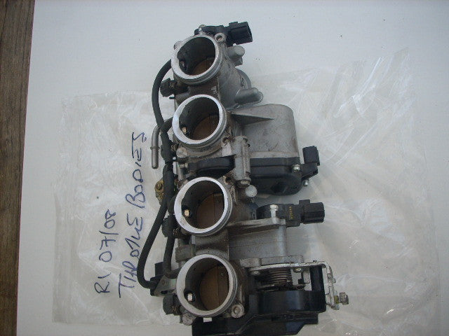 Yamaha YZF R1 2007-2008 4C8 07-08 Rampe d injecteur injection carburateur carbur