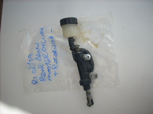 Yamaha YZF R1 2007-2008 4C8 07-08 maître-cylindre de frein arrière avec la reser
