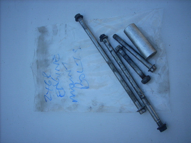 KAWASAKI NINJA ZX6R ZX-6R J1 J2 2000 2001 2002 vis boulons de fixation du moteur