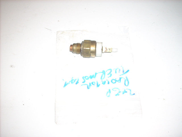 KAWASAKI NINJA ZX6R ZX-6R J1 J2 2000 2001 2002 Thermostat radiateur a eau , RADI