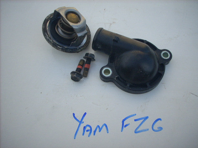 Yamaha FZ6 S2 2009 5VX (ok 07 08 09 )15993mile, 25588km, boîtier de thermostat T
