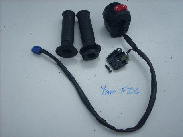 Yamaha FZ6 S2 2009 5VX (ok 07 08 09 )15993mile, 25588km, COMODO GUIDON DROITE ,