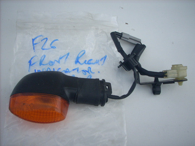 Yamaha FZ6 S2 2009 5VX (ok 07 08 09 )15993mile, 25588km, Clignotant,avant droit