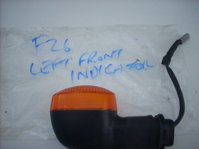 Yamaha FZ6 S2 2009 5VX (ok 07 08 09 )15993mile, 25588km, Clignotant, , av gauche