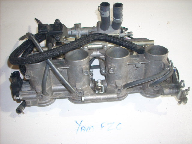 Yamaha FZ6 S2 2009 5VX (ok 07 08 09 )15993mile, 25588km, Rampe d injecteur injec