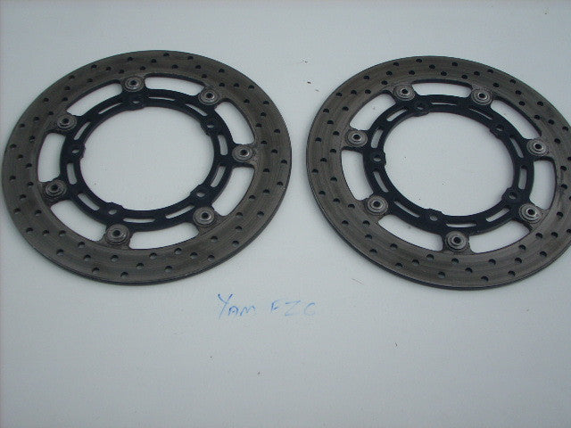 Yamaha FZ6 S2 2009 5VX (ok 07 08 09 )15993mile, 25588km, disques des freins avan