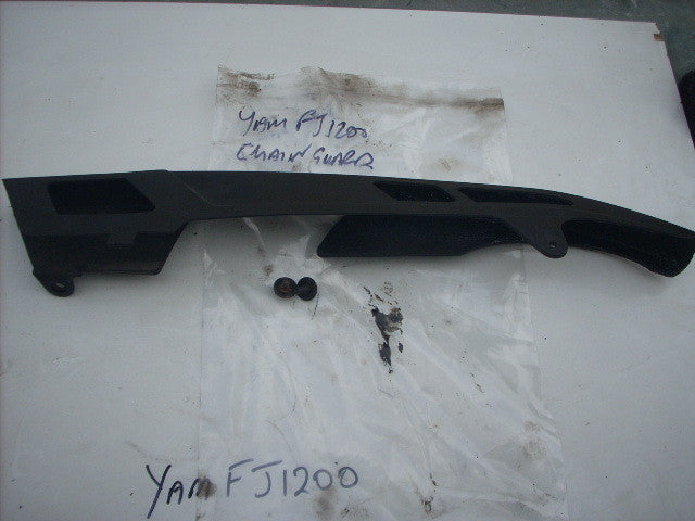 Yamaha FJ 1200 92 (91/93) 3WX GARDE chaine , chain guard