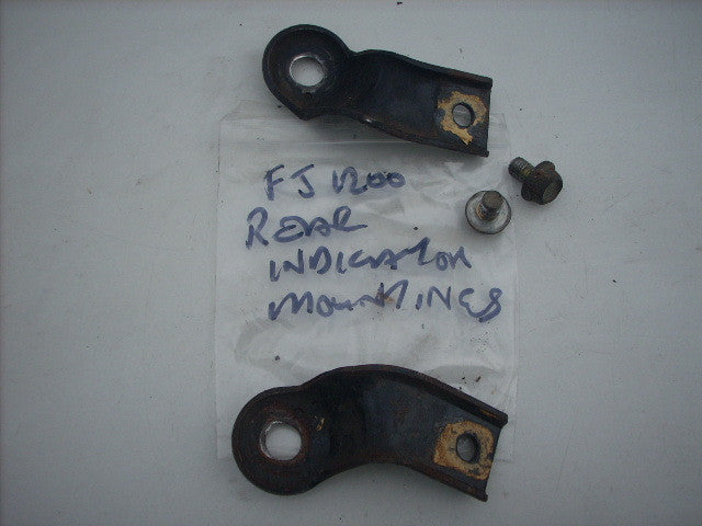 Yamaha FJ 1200 92 (91/93) 3WX attaches de clignotants arriere Rear indicaor brac
