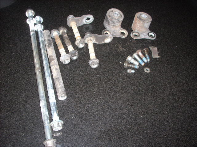 Yamaha FJ 1200 92 (91/93) 3WX Vis Suport moteur, engine mounts bolts nuts screws