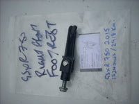 Suzuki GSXR 1000 11-15 L2-5 repose pied AV droit, foot rest front right , Fußras