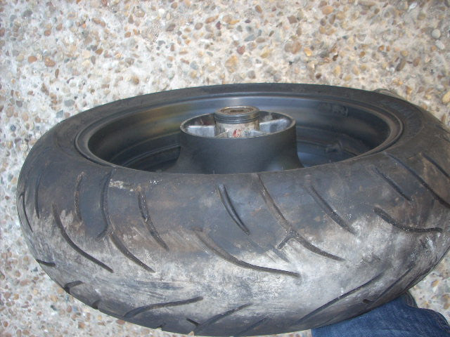 Honda Hornet CB 900 F 2H CS48 02>07, Jantes Ariere , pneu, rear wheel with tyre,