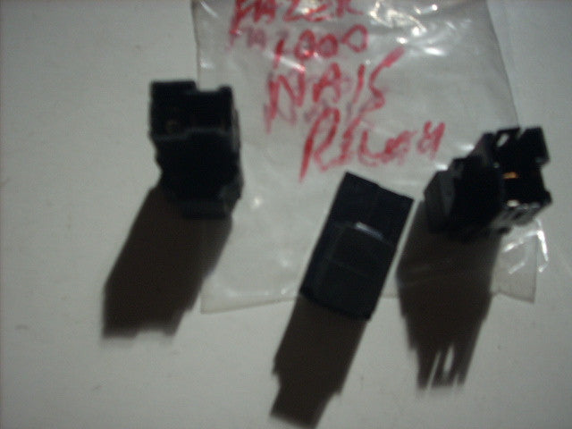 Yamaha Fazer FZS FZ 1000 2001/2005 5LV RELAIS x 3 NAIS NAI5 Relays x 3 Headlight