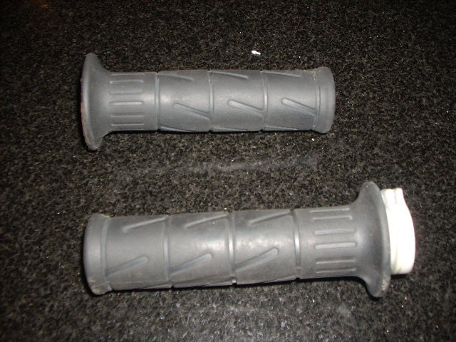 2004 Kawasaki ZZR 600 ZX E11, poigné Gaz throttle, twist grip,