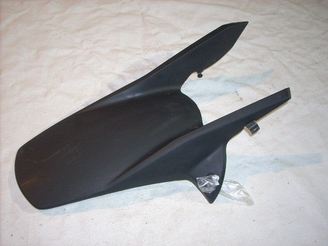 2015 Honda CB650F ABS , ok 14/15 GARDE BOUE ARRIERE, rear mud guard CARBON, hugg