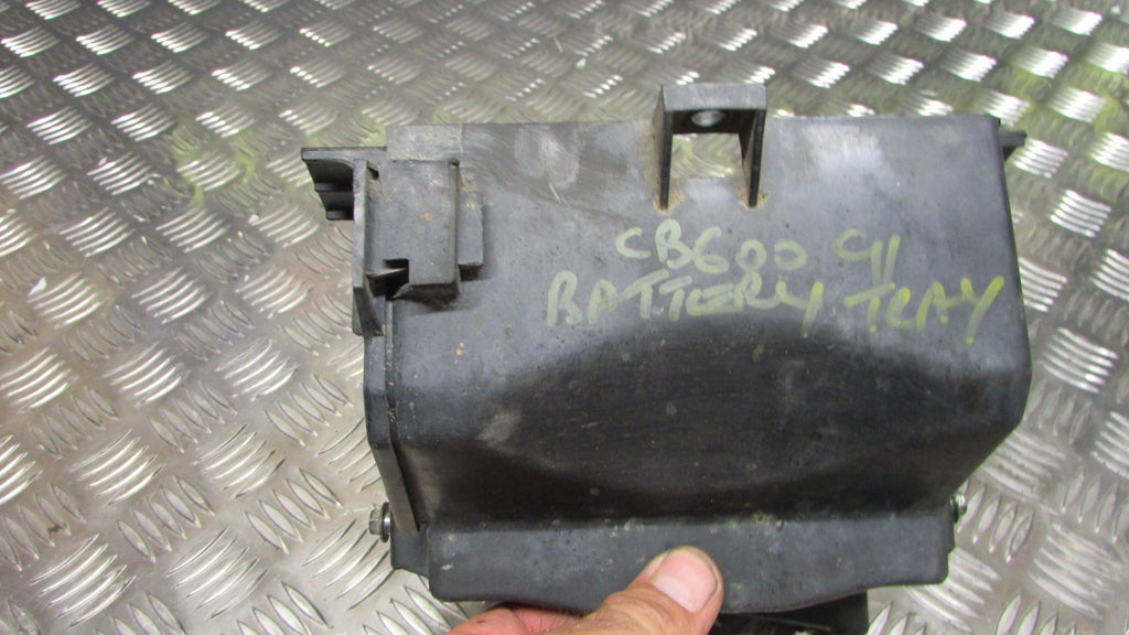 Honda CB600F CBF 600, 1991 support de batterie garniture support de fixation, ba