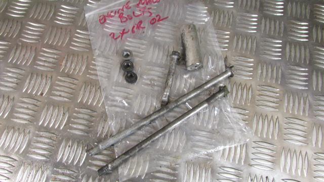 KAWASAKI NINJA ZX6R ZX-6R J1 J2 2000/2 ,Vis Suport moteur,,engine mounts bolts n