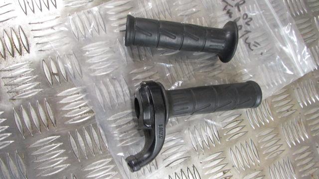 KAWASAKI NINJA ZX6R ZX-6R J1 J2 2000/2 , poigné Gaz , throttle, twist grip,