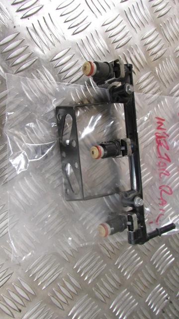 Triumph ST Sprint 1050, 05>10 , injecteur injection , Injectors fuel rail