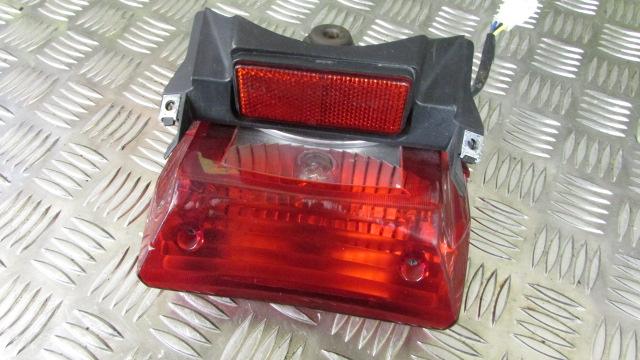 Yamaha YBR 125 2011, 2010>17 ,feu de stop arrière,REAR TAIL STOP LIGHT