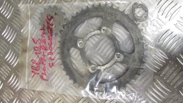 Yamaha YBR 125 2011, 2010>17 pignon avant et écrou de fixation,pgnon ariere,fron