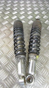 Yamaha YBR 125 2011, 2010>17 ,Amortisseurs gauche et droite,Left & rightshock a