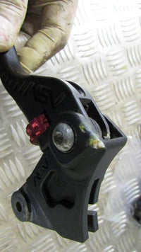 KAWASAKI Z750R, ZR750NBF,2011(OK 08/17) un ensemble de leviers de course, frein