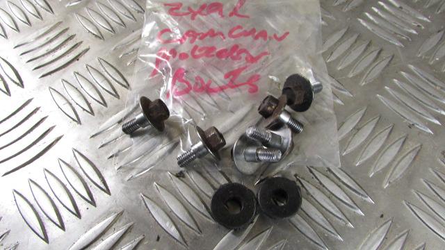 KAWASAKI ZX6R ZX-6R NINJA ZX600F F1 F2 F3 1995 1996 1997, Vise pour couvercle de