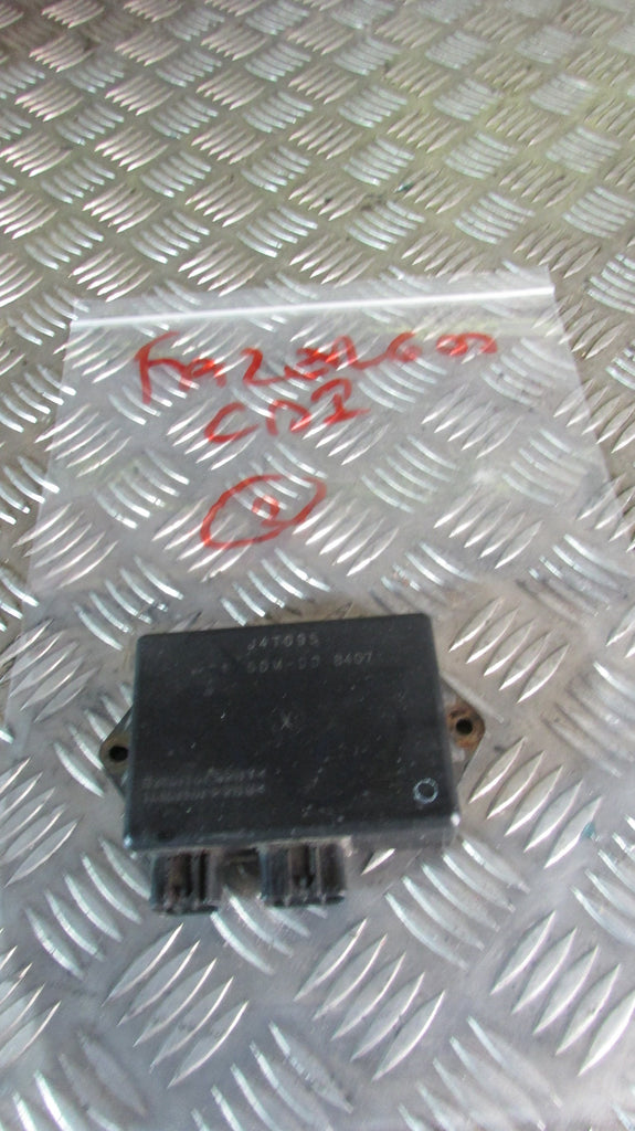 Yamaha Fazer FZS 600 2000 (1998/2003) RJ021 CDI ECU, manipulateur dispositif de