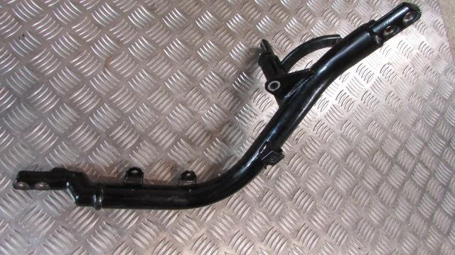 Suzuki GSX650F 2011 Base cadre droite sous le moteur ,,Removable Frame bottom ri