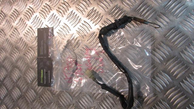 Honda NT V 650 DEAUVILLE RC47E 98>05 ,Interrupteur contacteur de feu de frein ar