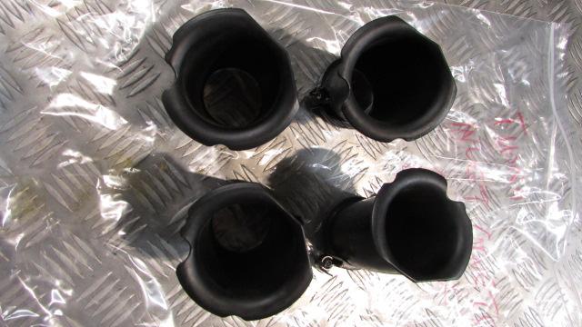 Aprilia Tuono V4 R ABS 2011 cornets, full power, Inlet Rubbers / Intake Manifold