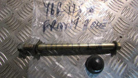 Yamaha YBR 125 2008, 2005>17 axe de la rue avant,, front axle spindle FRONT WHEE