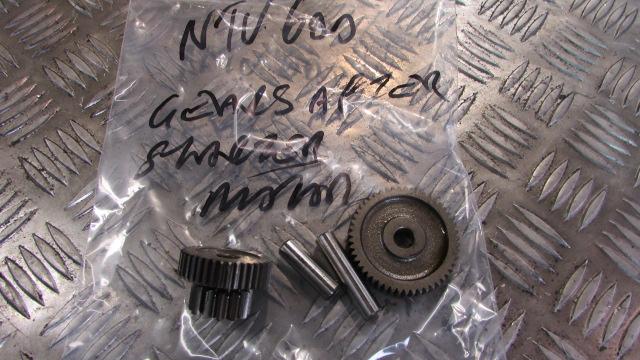 Honda NTV 600 Revere RC33 1989, DEMARREUR RÉDUCTEUR., STARTER MOTOR REDUCTION GE