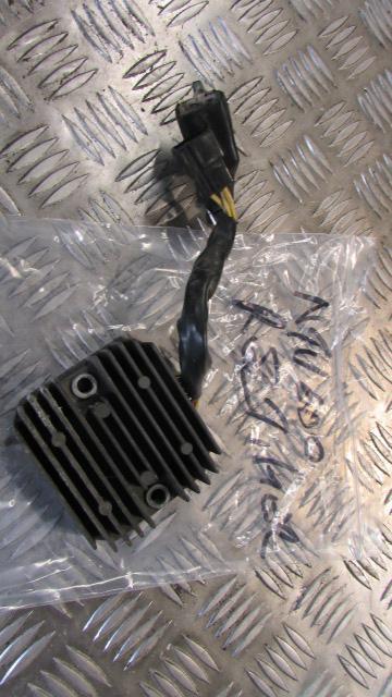 Honda NTV 600 Revere RC33 1989, ,Regulateur,RECTIFIER regulator, OEM