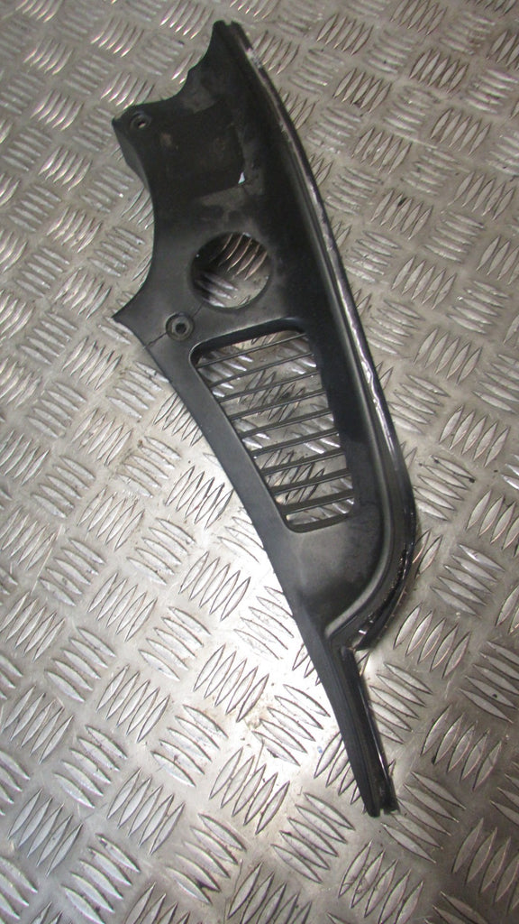 Yamaha FJ 1200 1993 3CX 91/96 carénage en haut à droit du carénage à côté de rés