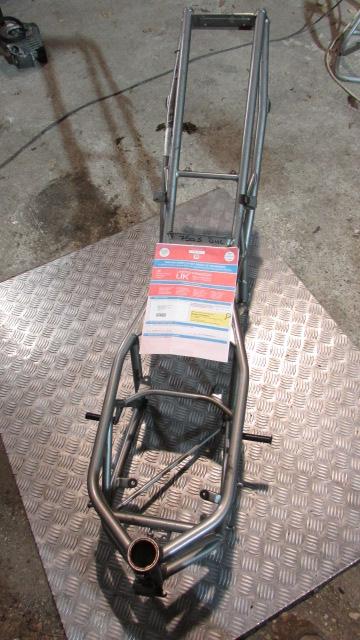 Ducati 750 SS ie 99>03 900 SS,,cadre anglaise sans carte gris,frame strait and i