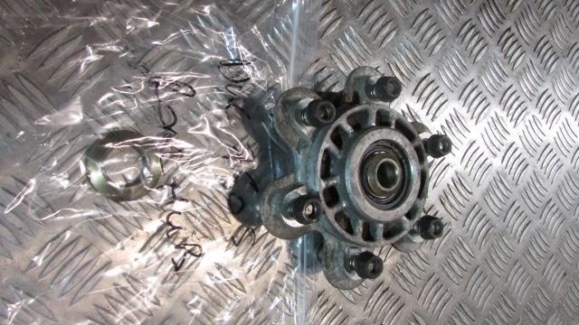 Ducati 750 SS ie 99>03 900 SS,,PIGNON AR CARRIER ,, REAR hub ,Kettenrad Träger,