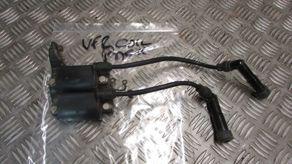 Honda VFR 750 RC24 1988 Bobines des allumage ,ignition coils