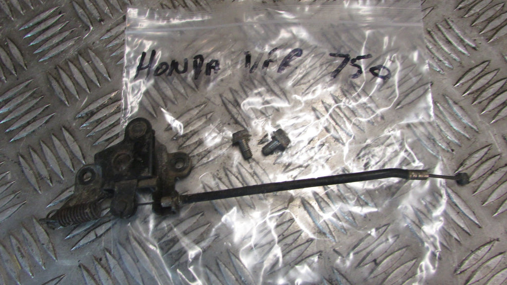 Honda VFR 750 RC24 1988 unité de verrouillage sous la selle passager, et cable,u