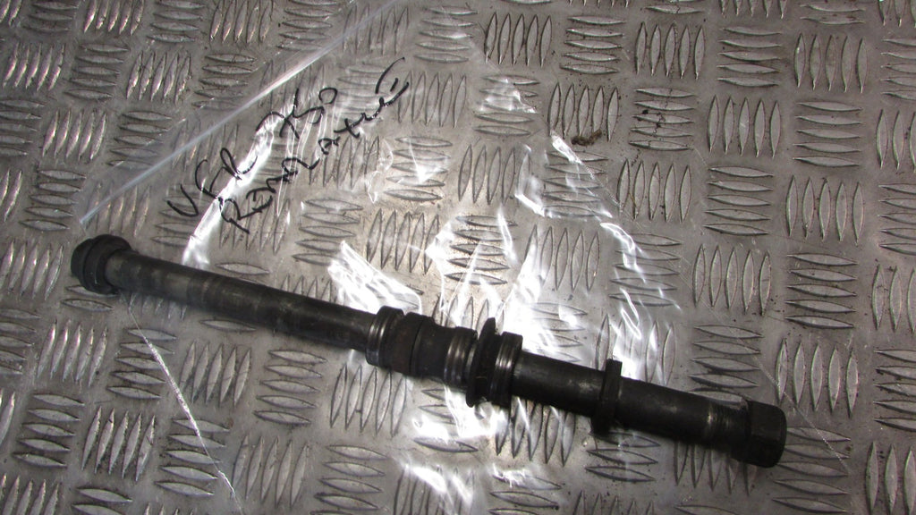 Honda VFR 750 RC24 1988 Axe de rue arrier,,rear wheel axle, spindle,