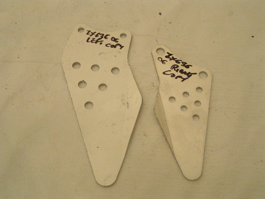 Kawasaki ZX6R ZX636 05 06 C1H C6F ,Pair REPOSE-PIEDS TALON GUARDE, heal guards,