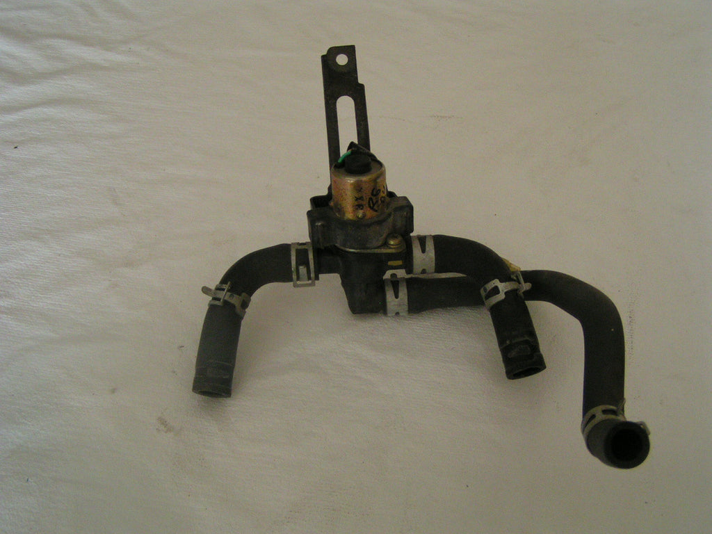 Yamaha YZF R6 RJ RN 04 03 05,  capteur vacumVaccu sensor